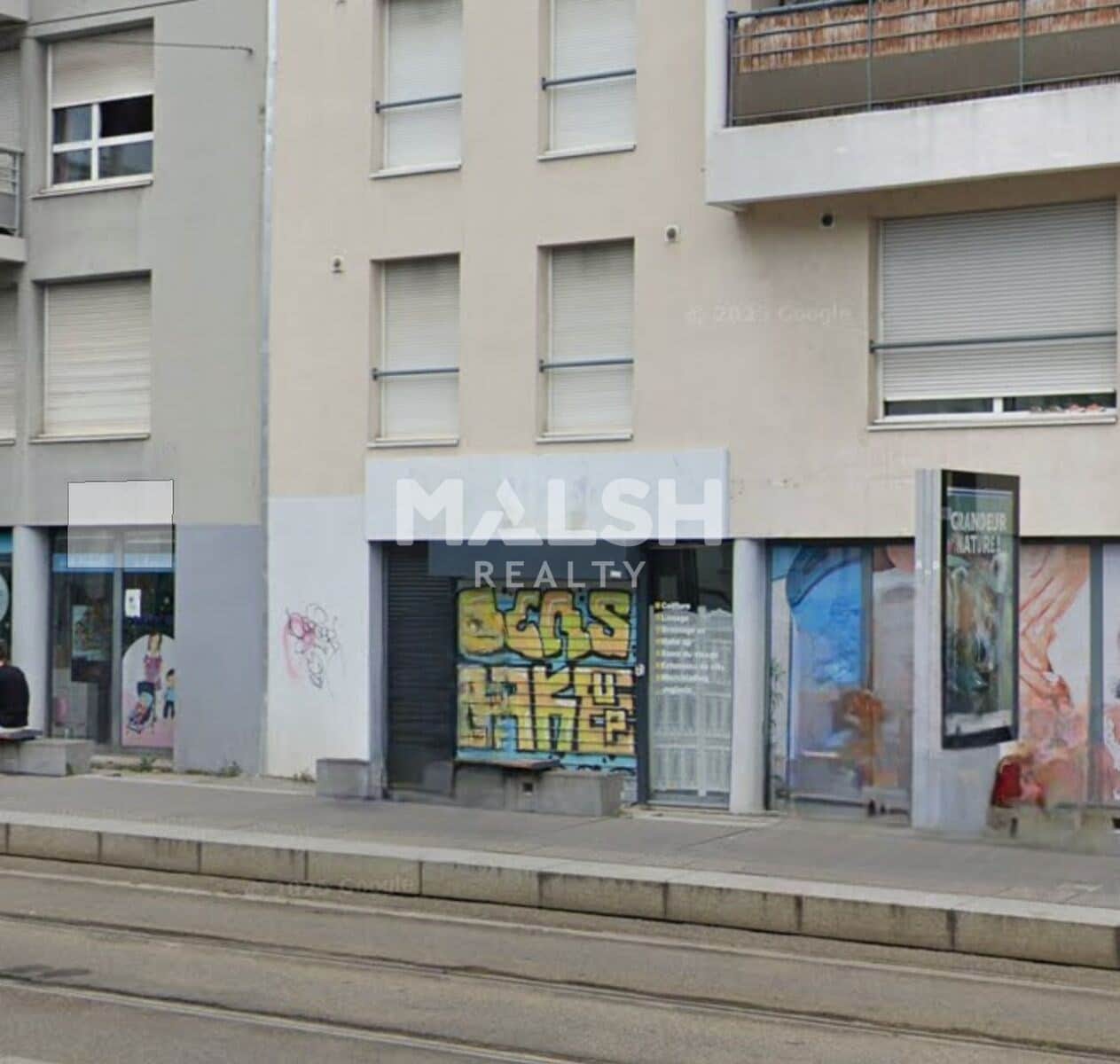 Local commercial · 71 m² · Location — photo 1