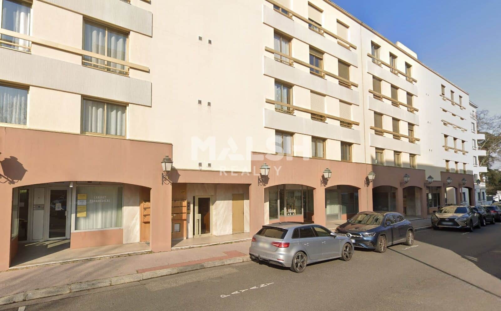 Local commercial · 71 m² · Achat des murs — photo 1