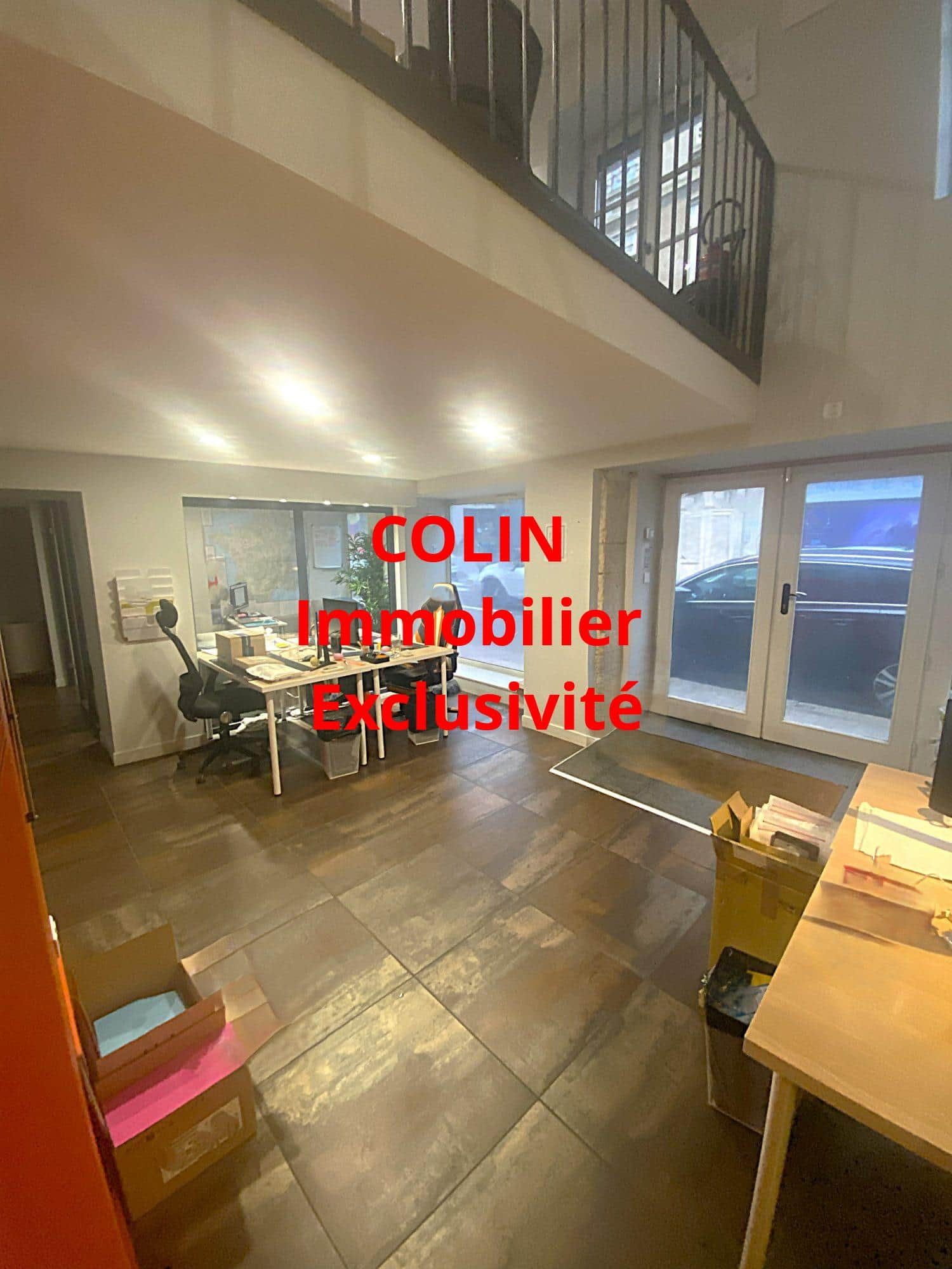 Local commercial · 127 m² · Achat des murs — photo 1