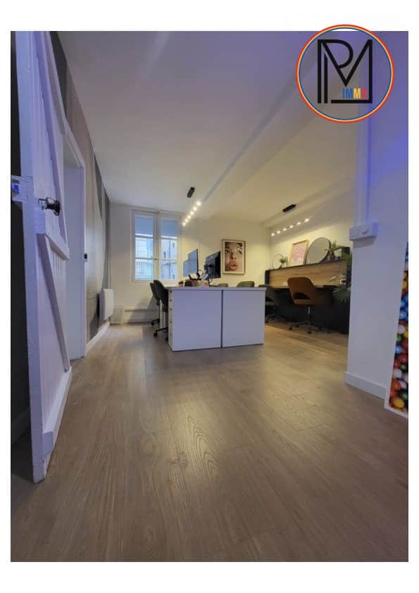 Local commercial · 100 m² · Location — photo 1