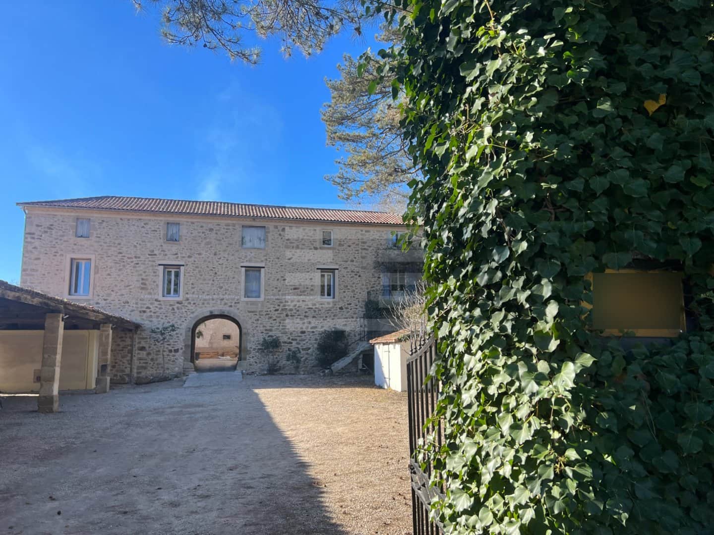 Local commercial · 450 m² · Fonds de commerce — photo 1