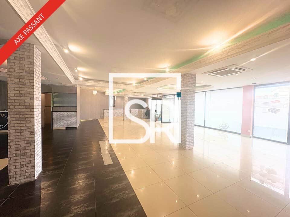 Local commercial · 320 m² · Location — photo 1