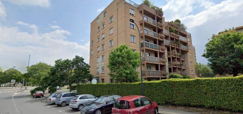 Local commercial · 90 m² · Location — photo 1