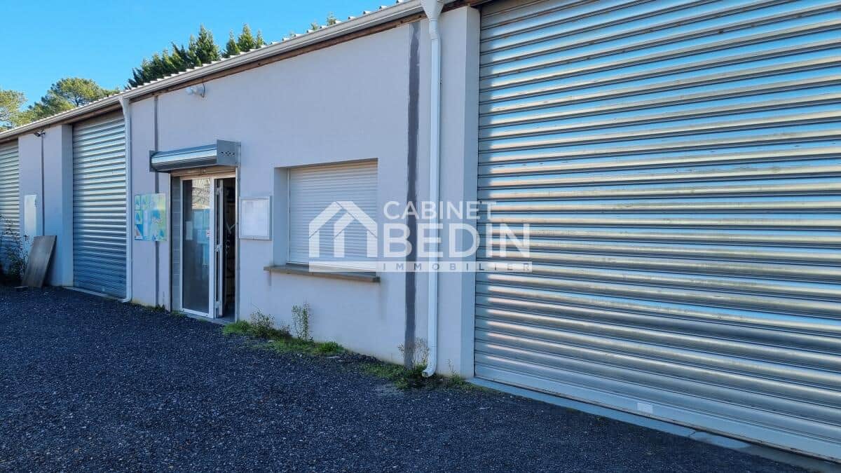 Local commercial · 80 m² · Location — photo 1