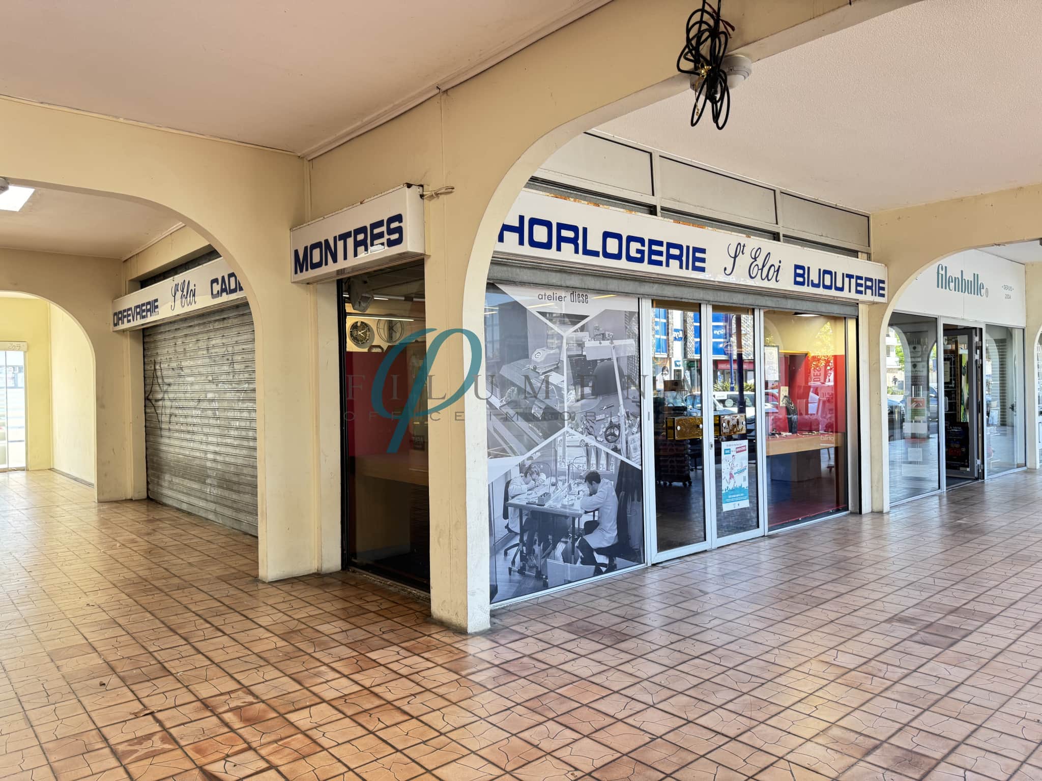 Local commercial · 66 m² · Achat des murs — photo 1