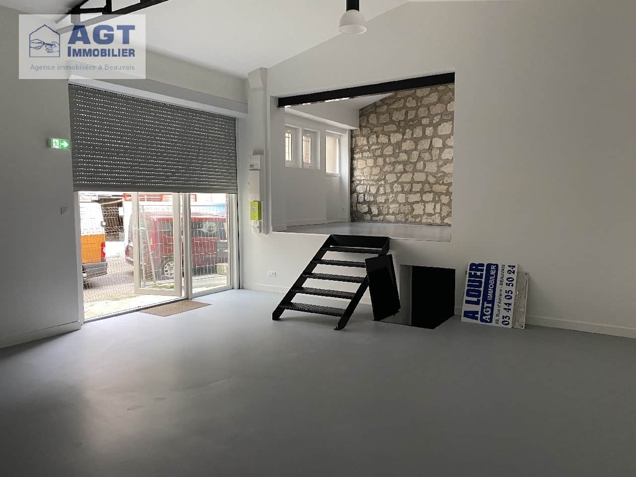 Local commercial · 75 m² · Location — photo 1