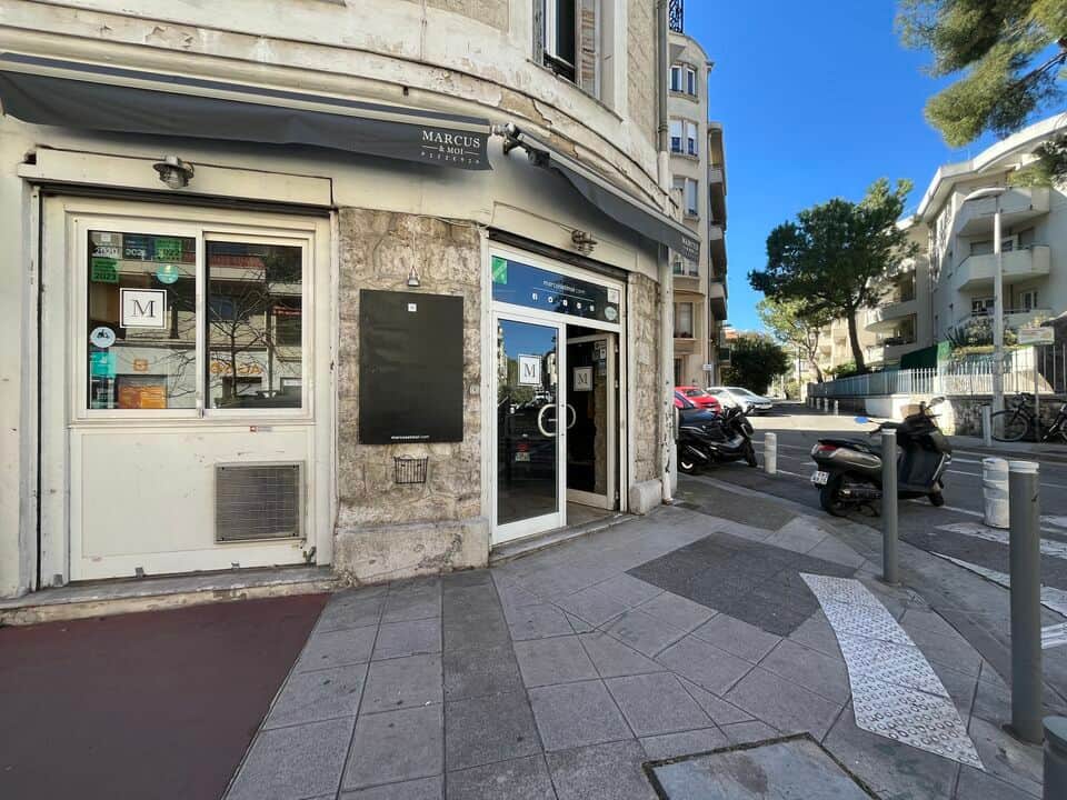 Local commercial · 26 m² · Location — photo 1