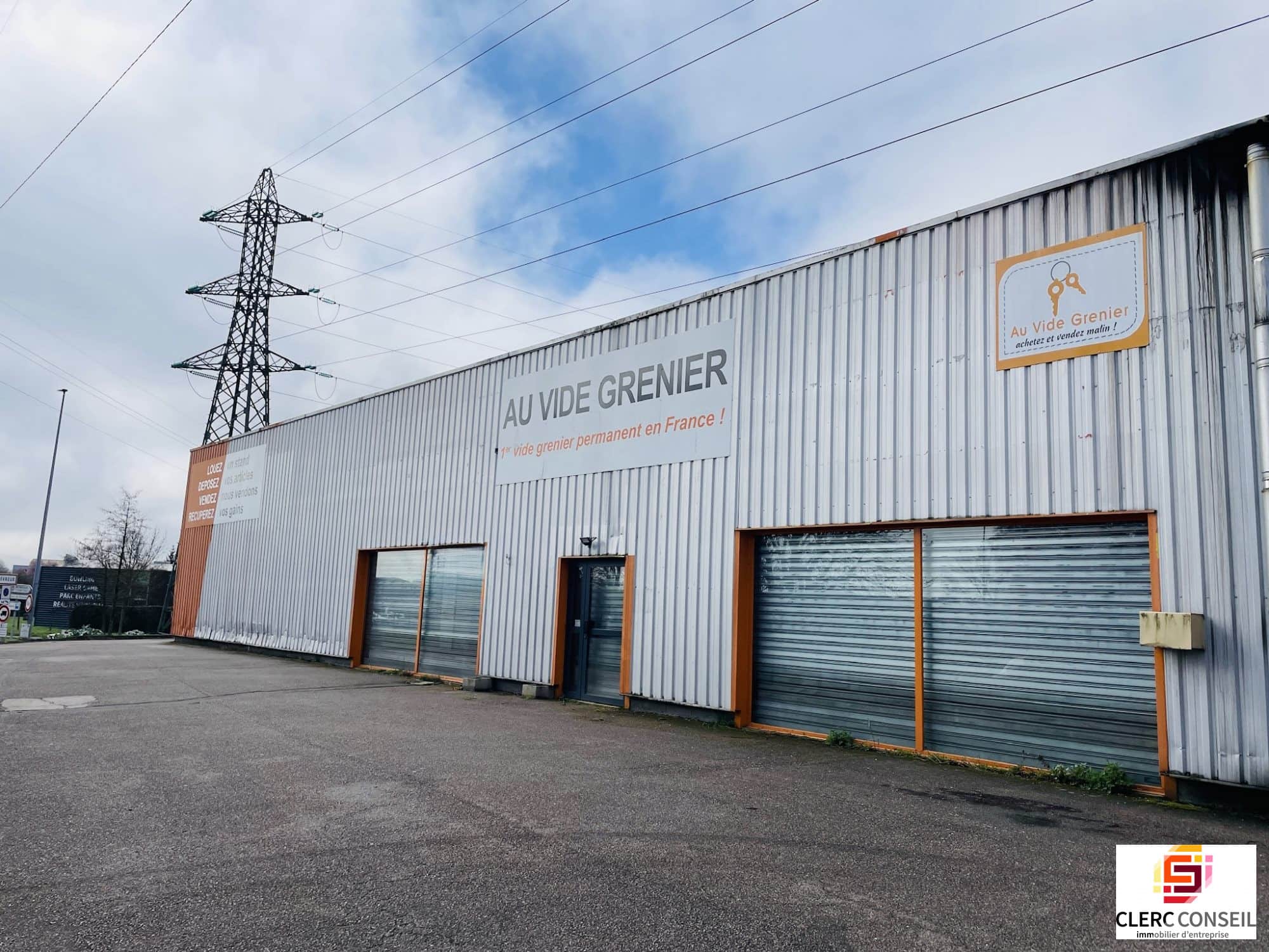 Local commercial · 1121 m² · Location — photo 1