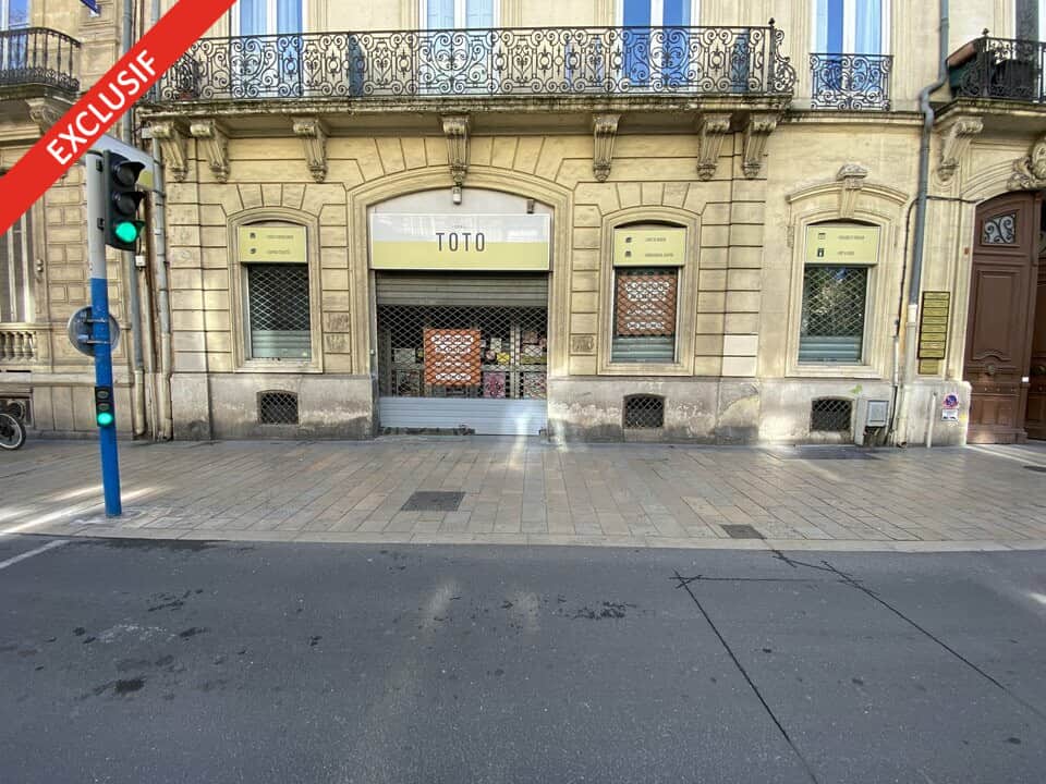 Local commercial · 251 m² · Location — photo 1
