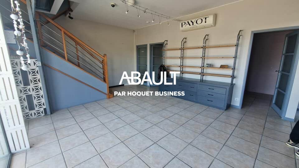 Local commercial · 100 m² · Location — photo 1