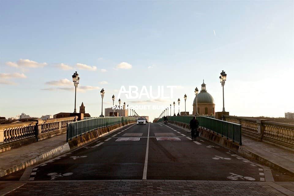 Local commercial · 60 m² · Location — photo 1