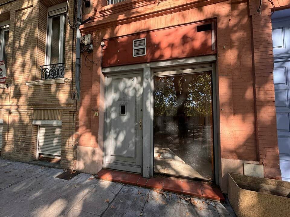 Local commercial · 58 m² · Achat des murs — photo 1