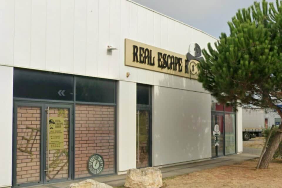Local commercial · 188 m² · Location — photo 1