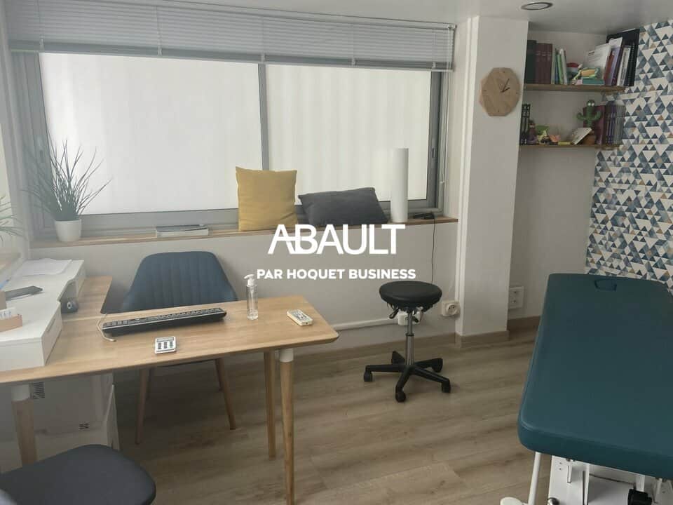 Local commercial · 300 m² · Achat des murs — photo 1