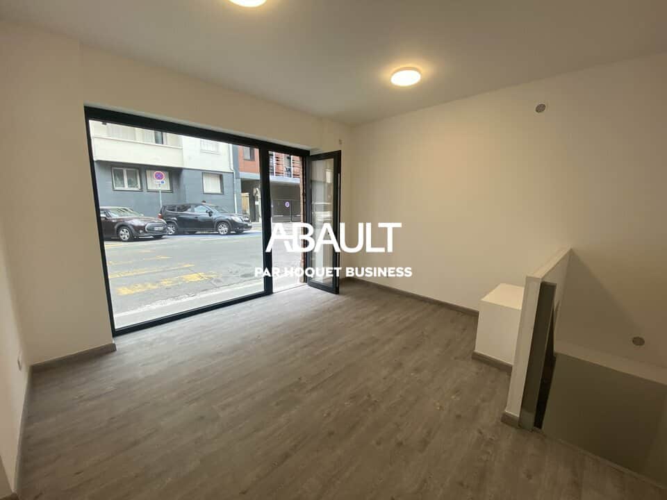 Local commercial · 30 m² · Location — photo 1