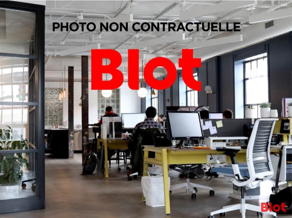 Local commercial · 99 m² · Location — photo 1
