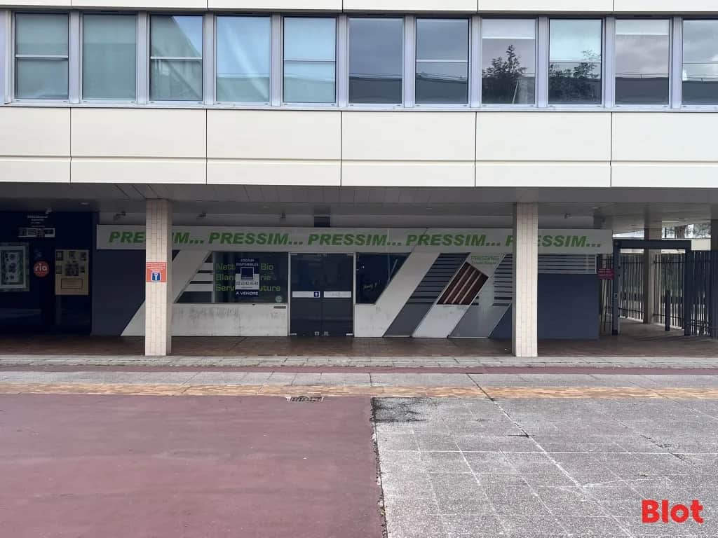 Local commercial · 134 m² · Fonds de commerce — photo 1