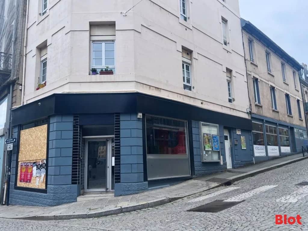 Local commercial · 200 m² · Location — photo 1