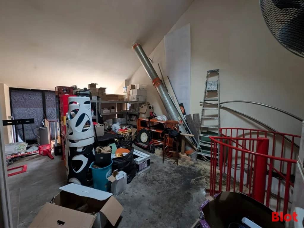 Local commercial · 118 m² · Location — photo 1