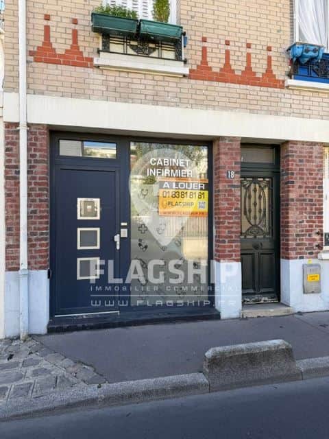 Local commercial · 27 m² · Location — photo 1