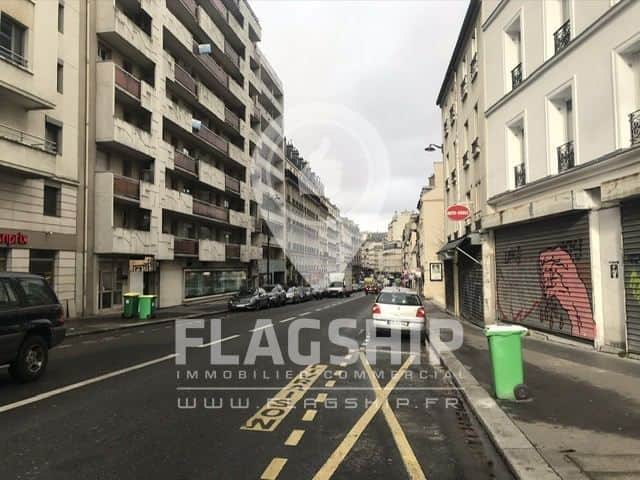 Local commercial · 135 m² · Location — photo 1