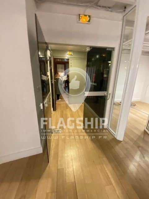 Local commercial · 200 m² · Achat des murs — photo 1
