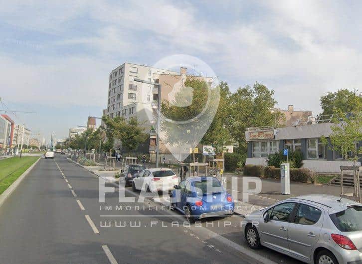 Local commercial · 1072 m² · Cession de bail — photo 1