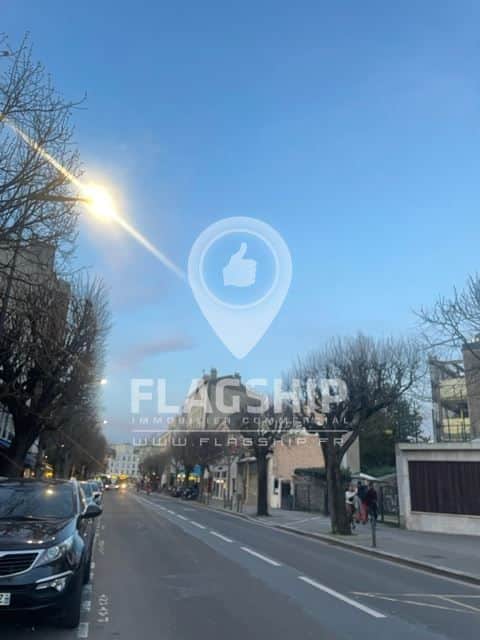 Local commercial · 74 m² · Cession de bail — photo 1