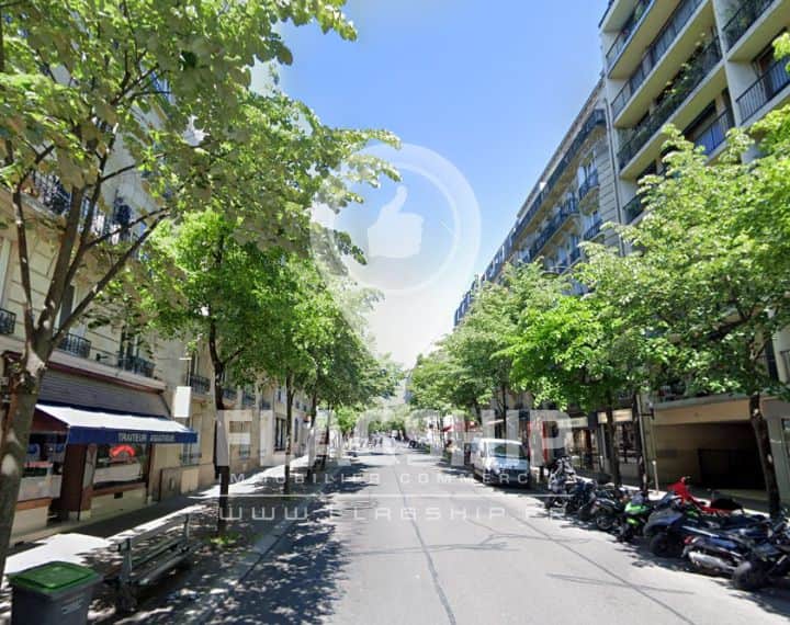Local commercial · 116 m² · Location — photo 1