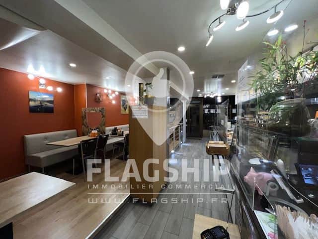 Local commercial · 141 m² · Cession de bail — photo 1
