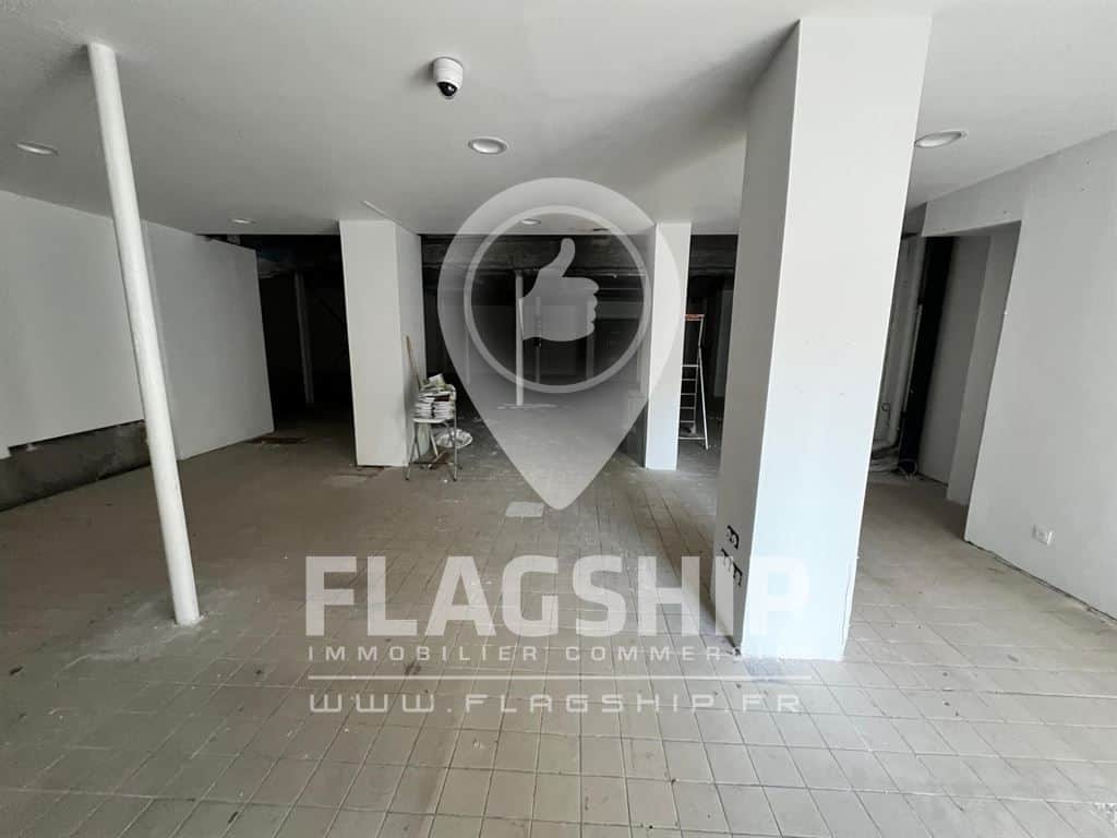 Local commercial · 280 m² · Location — photo 1