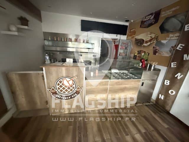 Local commercial · 37 m² · Location — photo 1