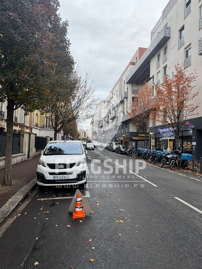 Local commercial · 90 m² · Location — photo 1