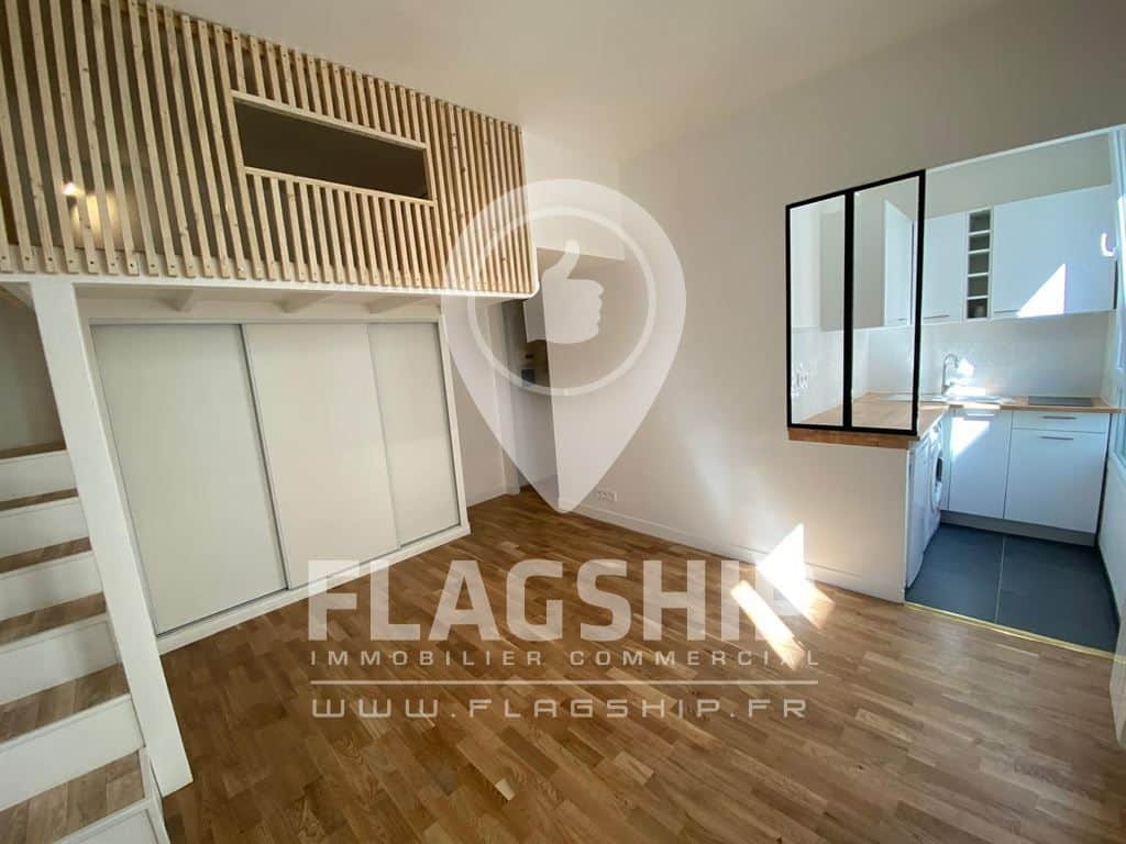 Local commercial · 23 m² · Achat des murs — photo 1