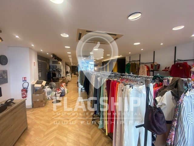 Local commercial · 166 m² · Location — photo 1