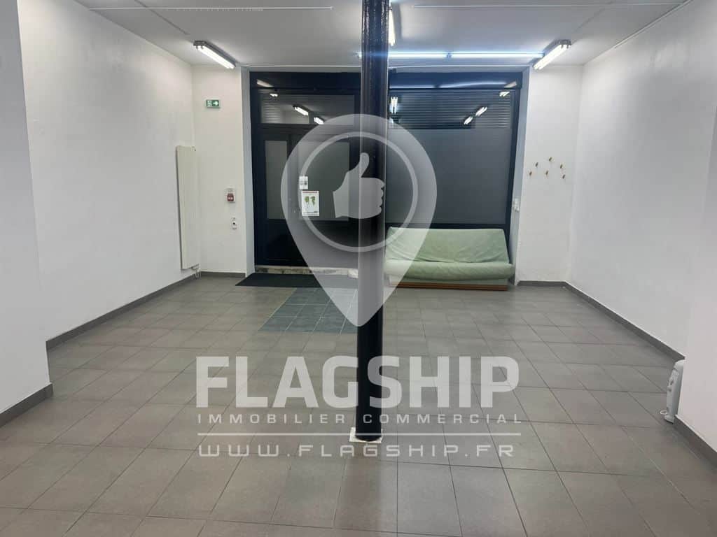 Local commercial · 200 m² · Location — photo 1