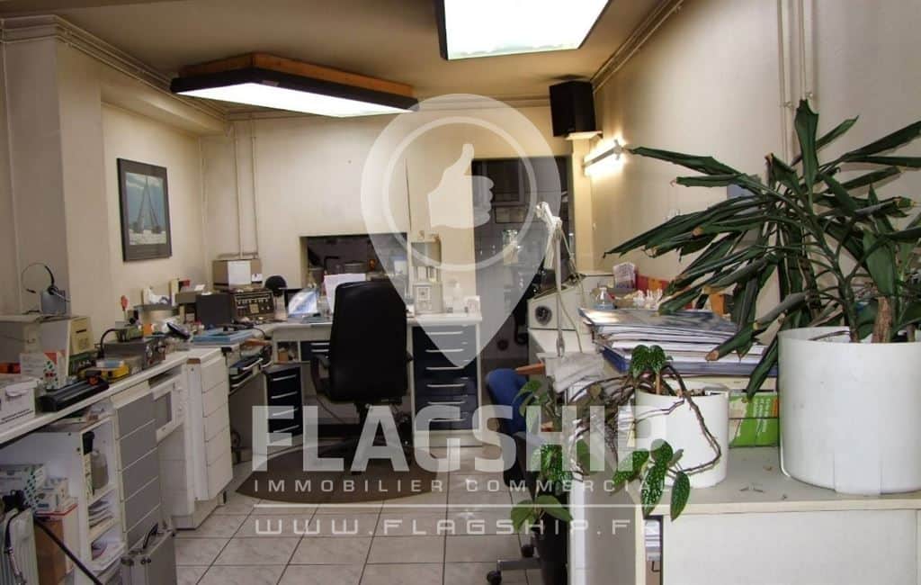Local commercial · 36 m² · Achat des murs — photo 1