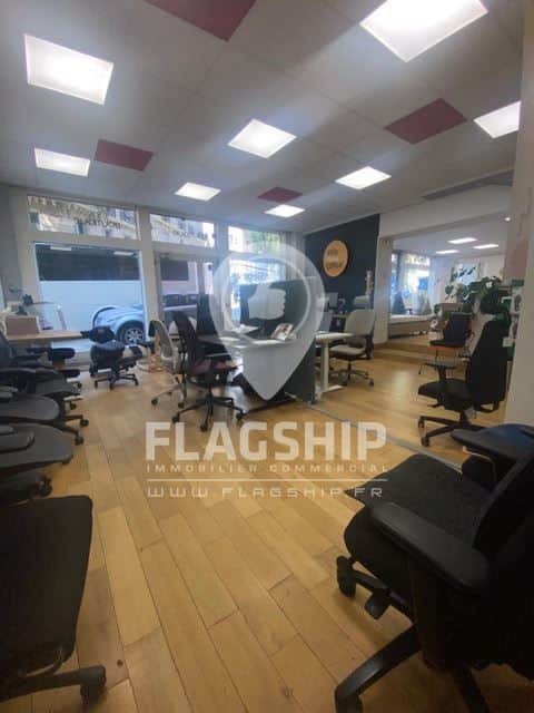 Local commercial · 90 m² · Location — photo 1