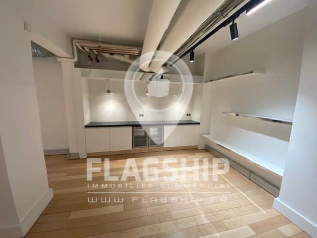 Local commercial · 285 m² · Achat des murs — photo 1