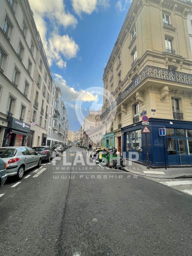 Local commercial · 25 m² · Achat des murs — photo 1