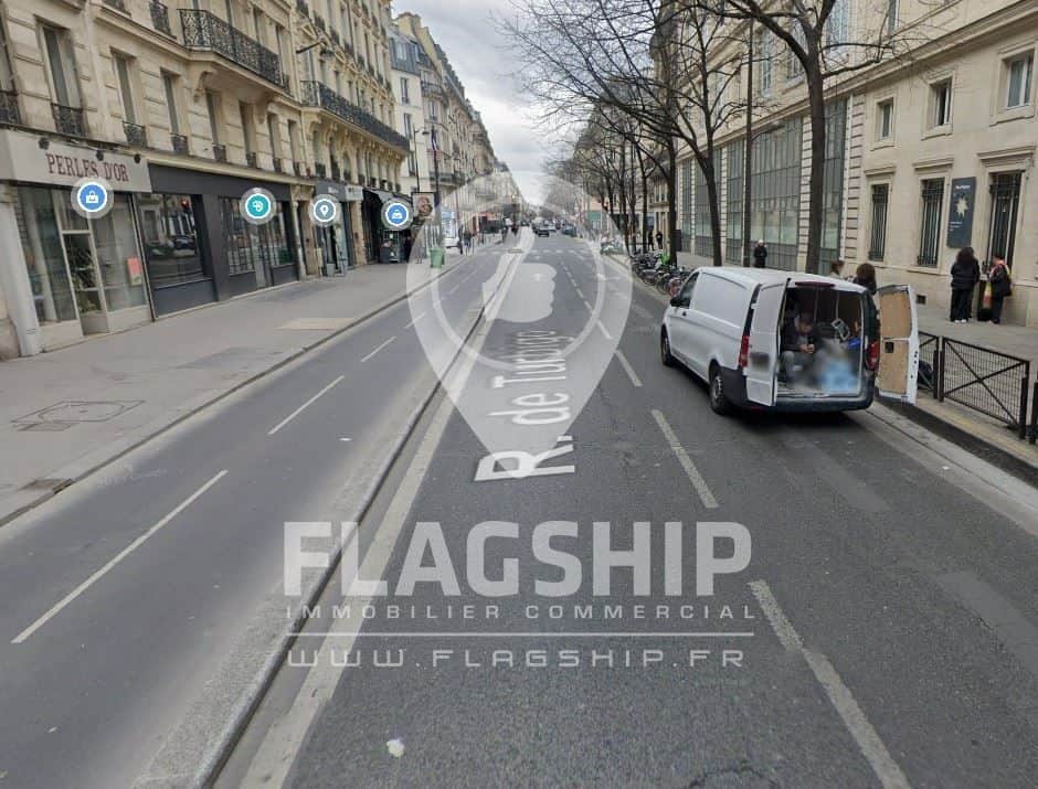 Local commercial · 213 m² · Cession de bail — photo 1