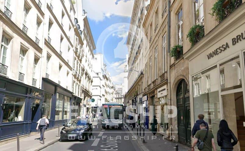 Local commercial · 70 m² · Location — photo 1