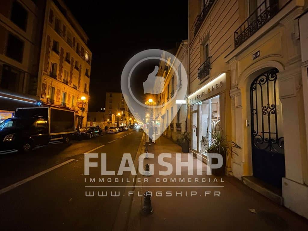 Local commercial · 51 m² · Location — photo 1