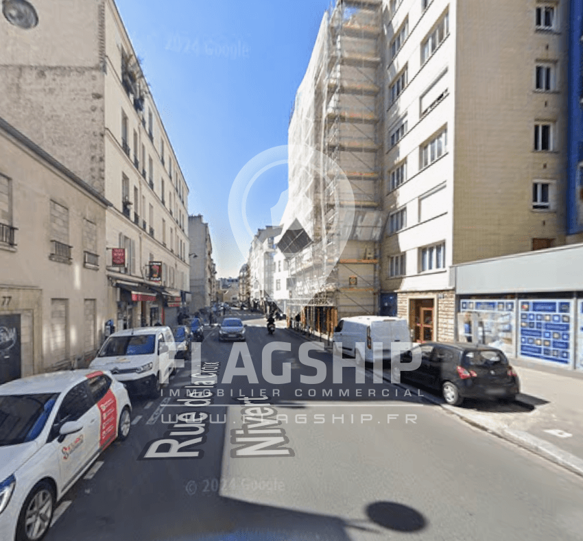 Local commercial · 130 m² · Location — photo 1