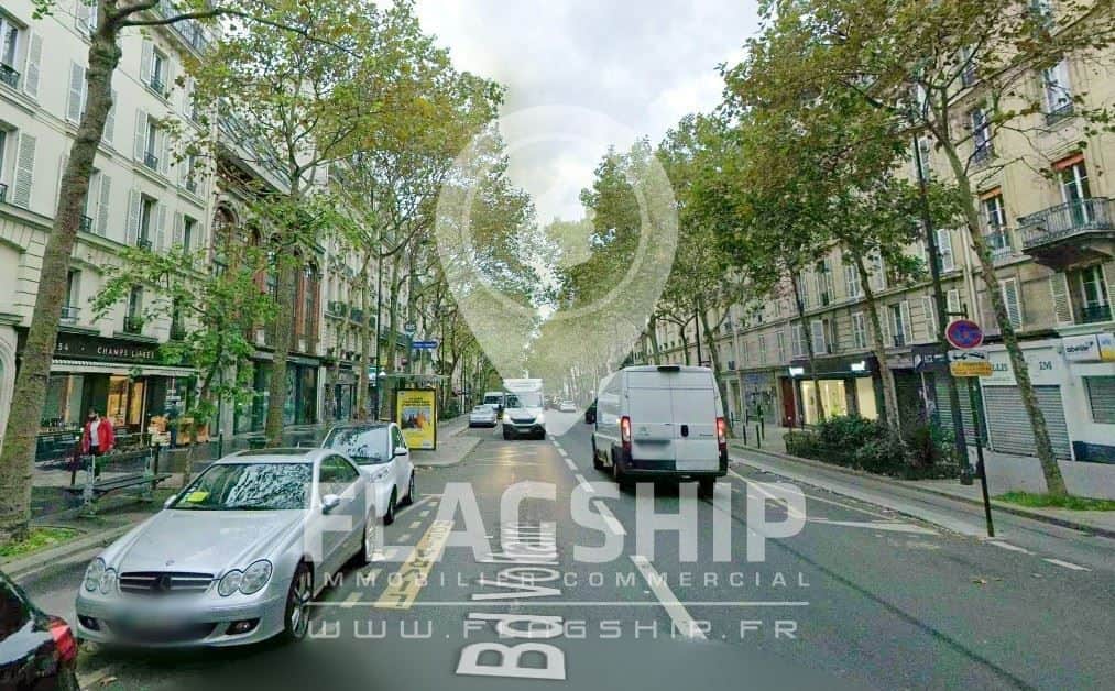 Local commercial · 38 m² · Location — photo 1