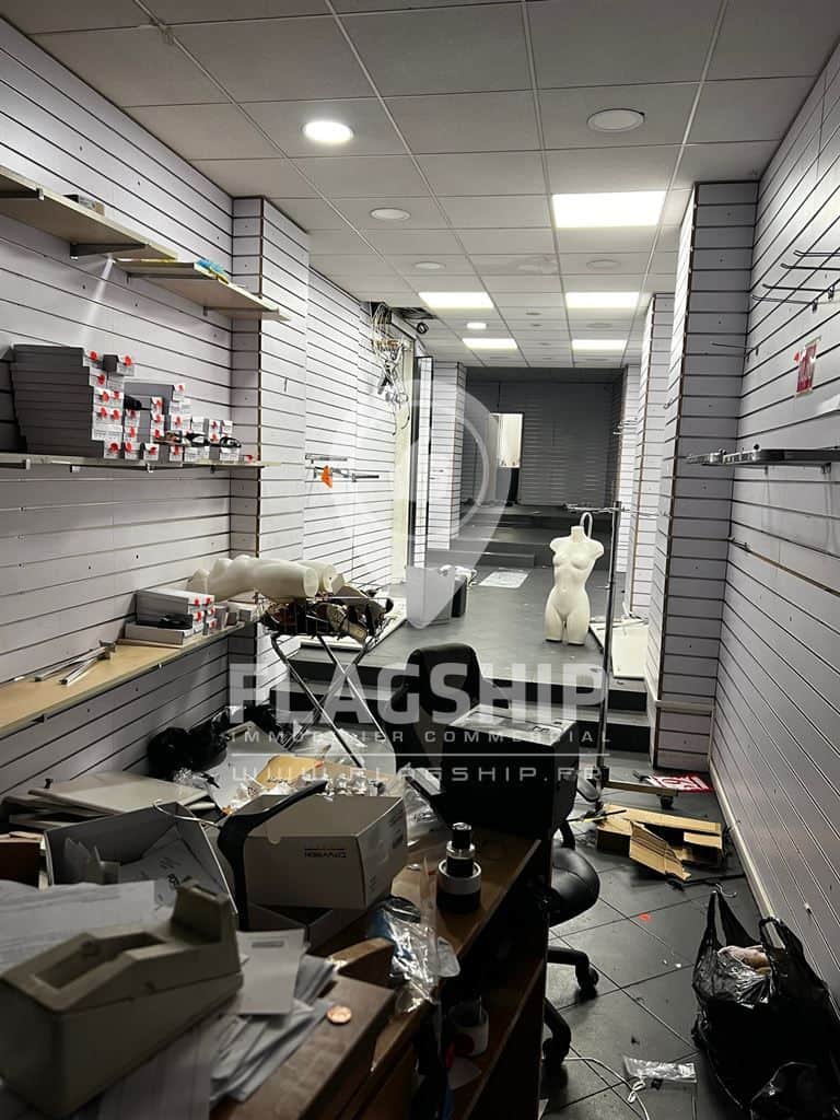Local commercial · 78 m² · Achat des murs — photo 1
