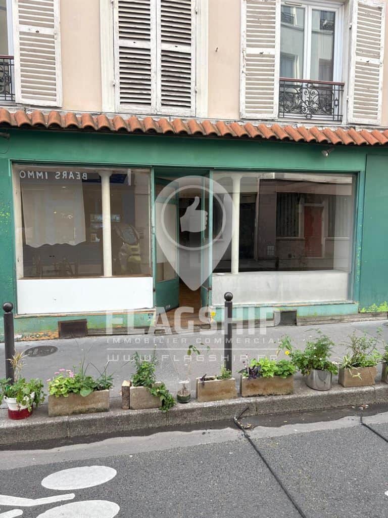 Local commercial · 27 m² · Location — photo 1