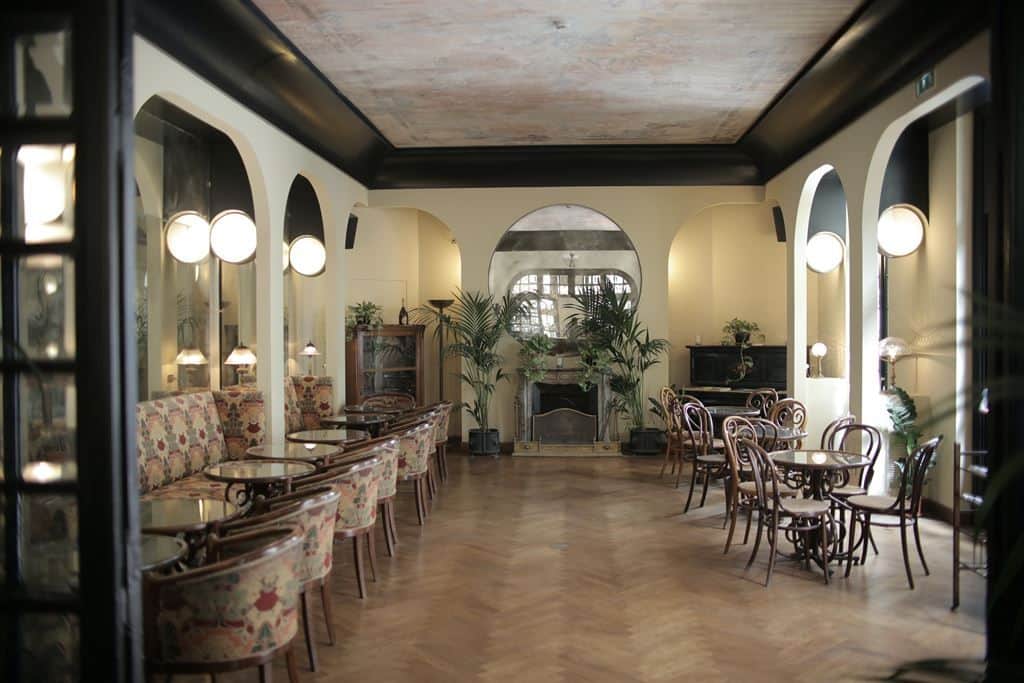 Bar · 123 m² · Fonds de commerce — photo 1