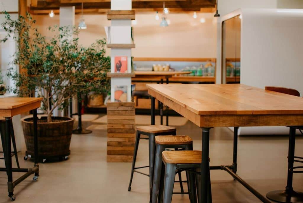 Bar · 140 m² · Fonds de commerce — photo 1