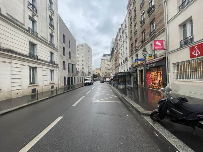 Local commercial · 61 m² · Cession de bail — photo 1